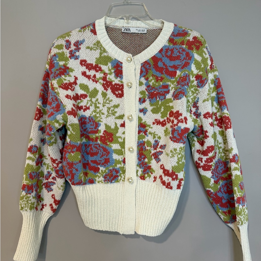ZARA Floral Knit Cardigan | Cropped Fit | Pearl Buttons | Size S | New